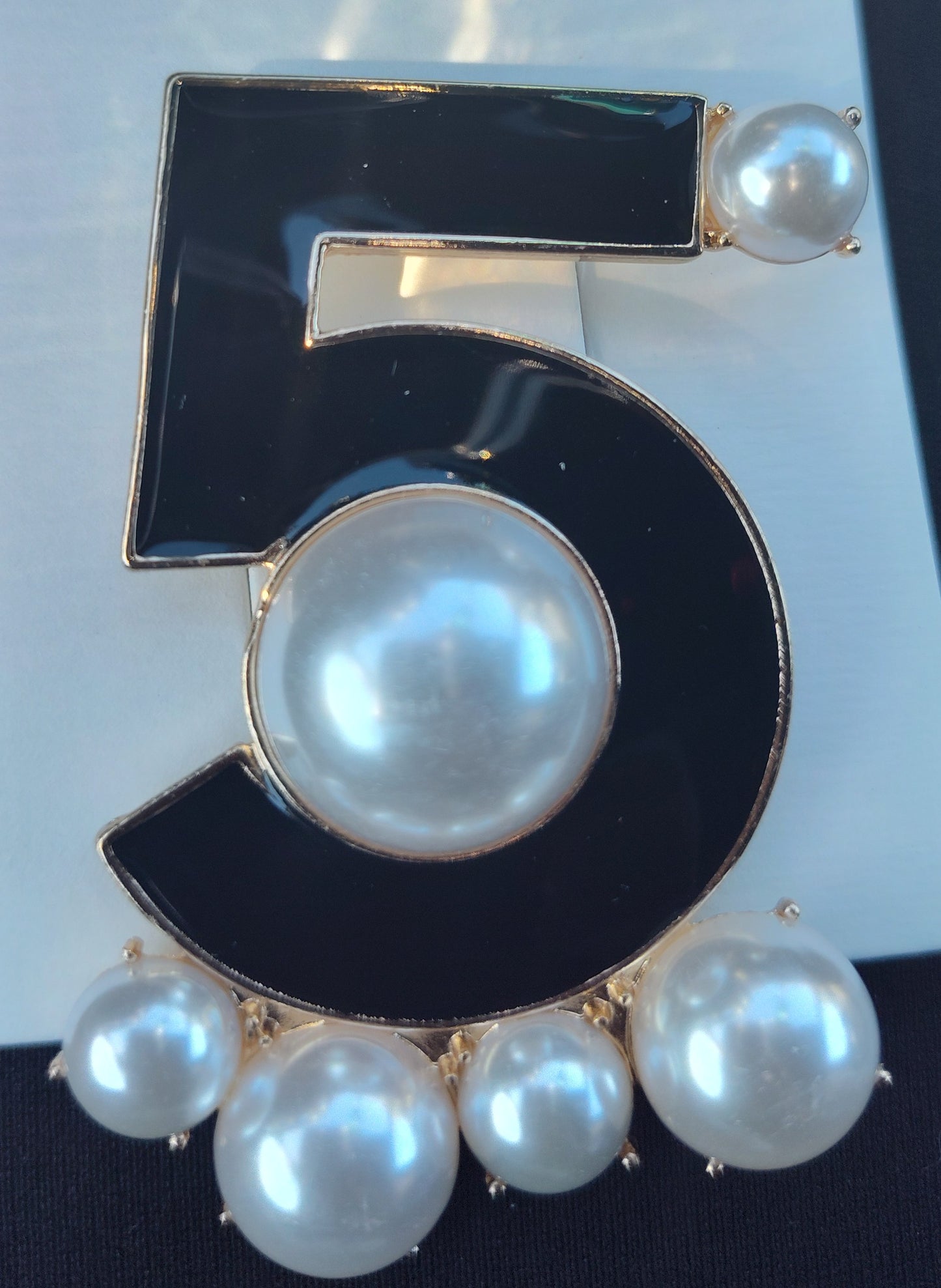 5 Pearl Brooches